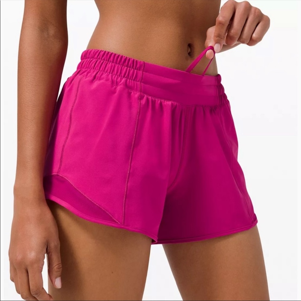 Lululemon Hotty Hot 2.5”